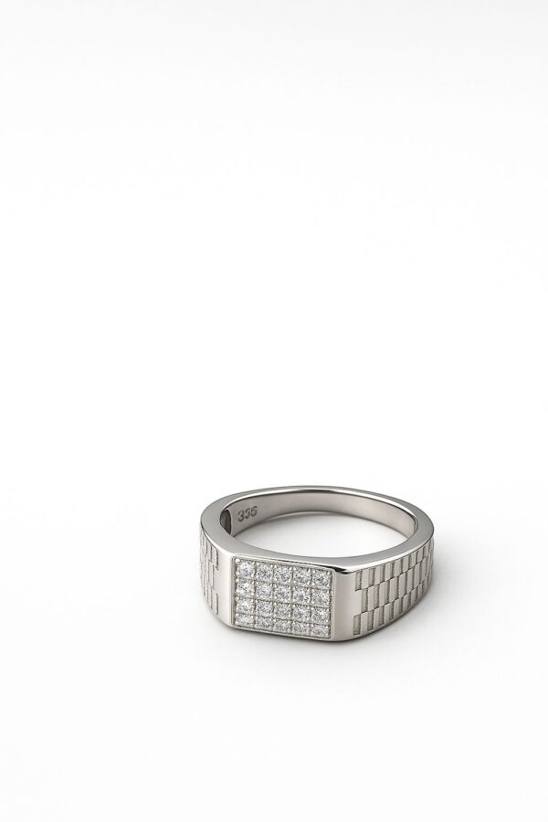 Silver Majesty Men’s Statement Ring