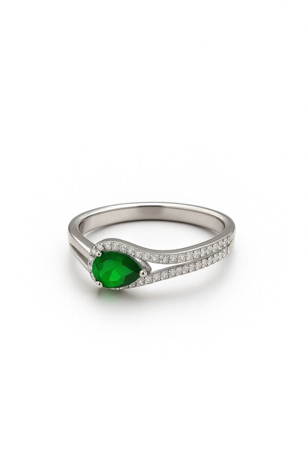 Emerald Elegance Sterling Silver Ring